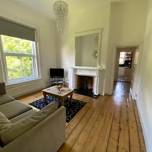  Apartment Lovely 2 Bedroom Flat Wifi Close To The United Kingdom